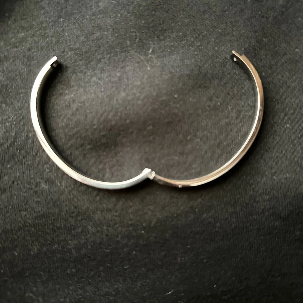Fashion Silver Hinge Bracelet - Picture 7 of 10